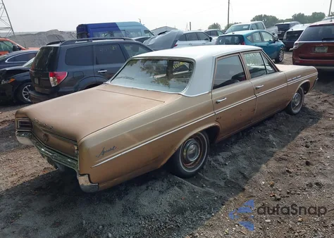 1964 Buick Special z USA, uszkodzony, nr VIN 1K1048999